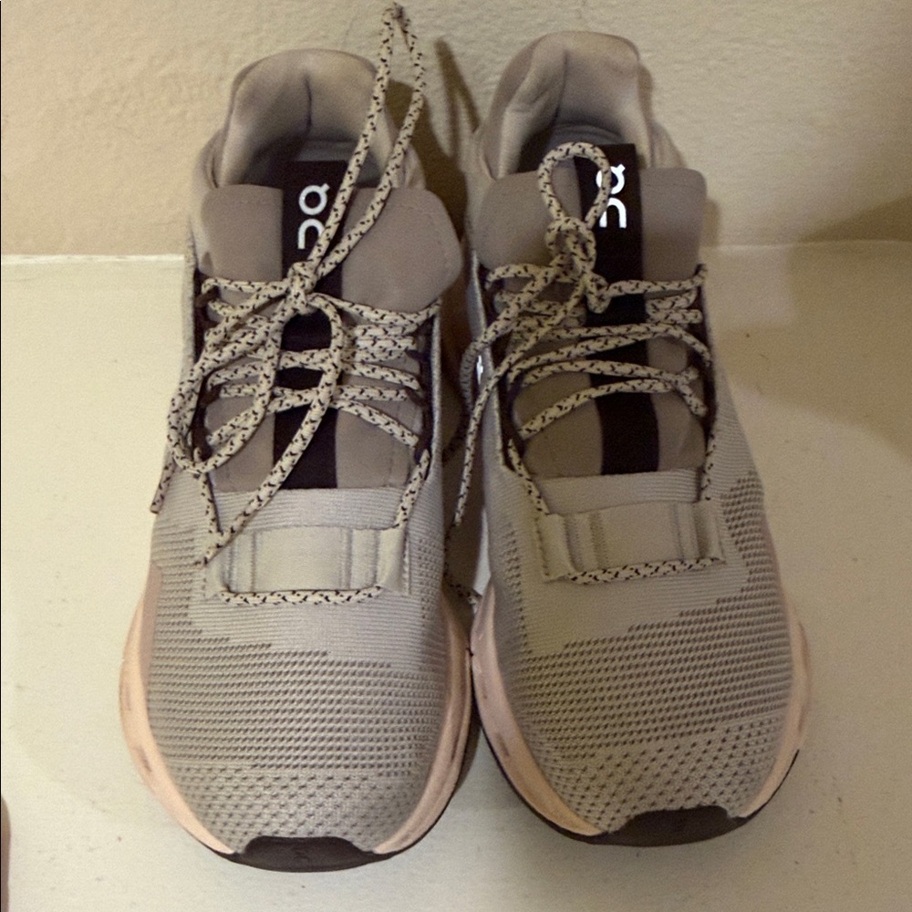 On Running Light Gray and Black Women's Athletic Shoes - Picture 5 of 5